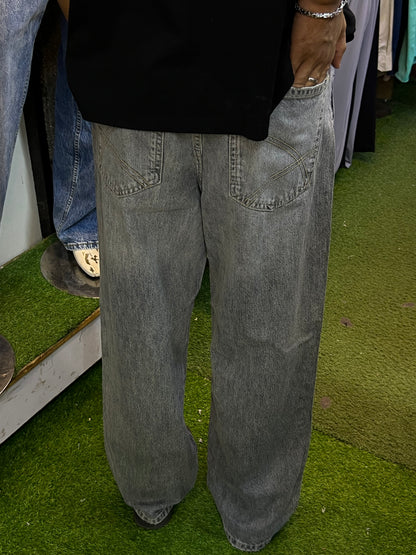 DENIM OVERSIZED STRAIGHT BAGGY JEANS WITH AMAZING COLOUR RANGE